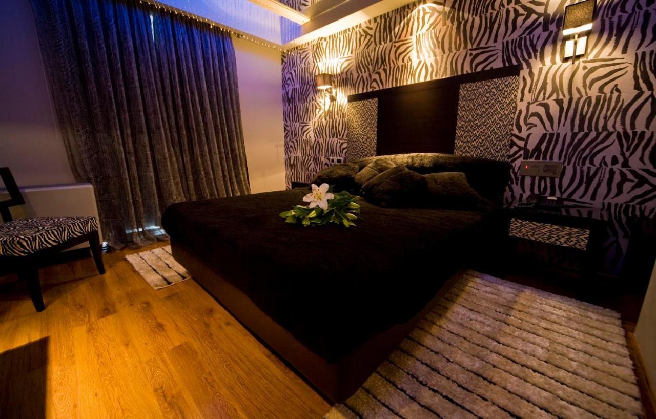 Hotel Prive Szkaramangász Kültér fotó